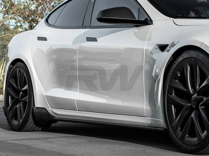 Tesla Model S / Plaid Carbon Fiber Side Skirt Extensions tesla032
