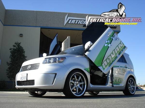 Scion xB Vertical Doors Inc Vertical Lambo Door Kit - VDCSX0810